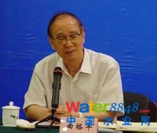曲格平 曲格平