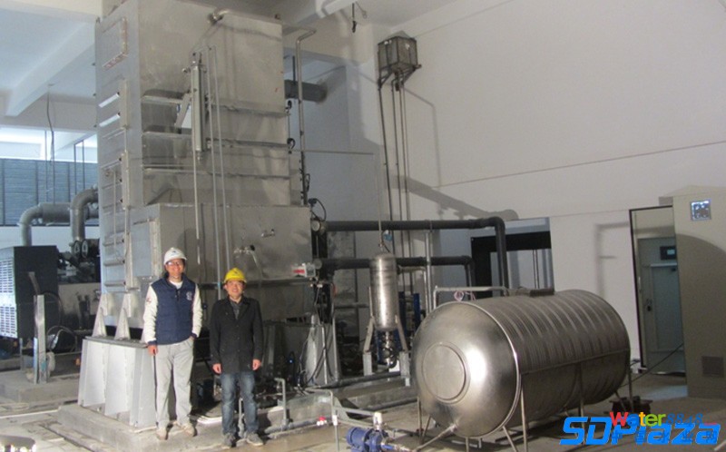 圖:日產(chǎn)60噸淡水的柴油機余熱海水淡化示范系統(tǒng)(珠海桂山島)