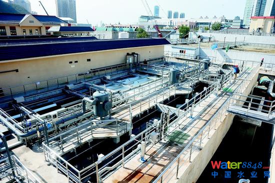 馬欄河污水處理廠一期已完成提標改造任務。半島晨報、海力網(wǎng)攝影記者孫振芳